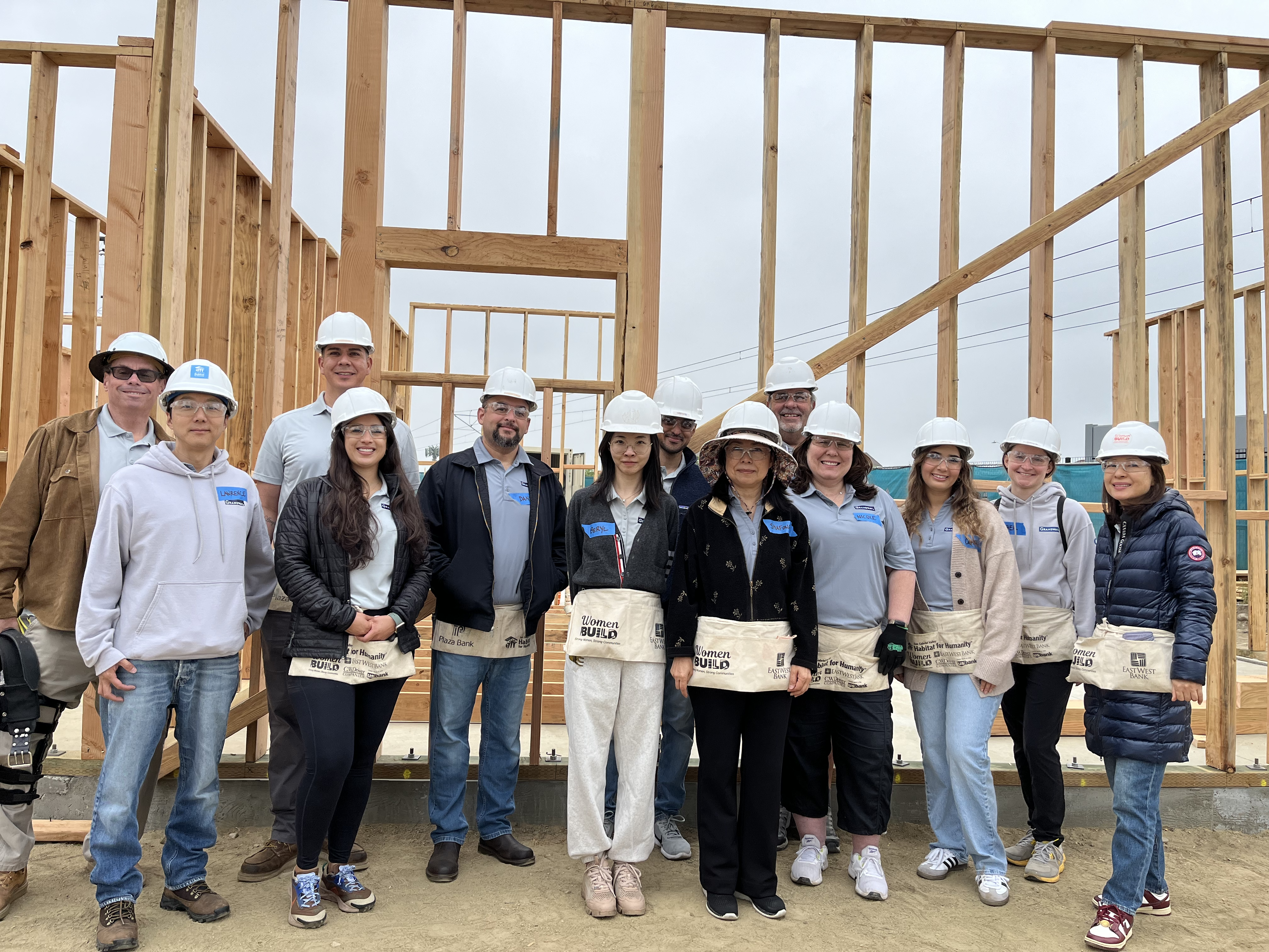 Group photo of Grandway volunteering at construction site