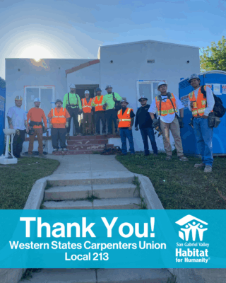 Volunteers from Western States Carpenters Union Local 213