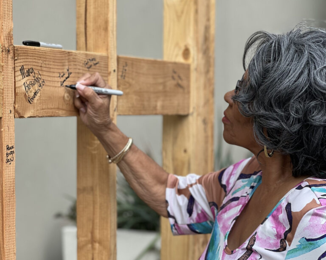 Carol Wood signing wall