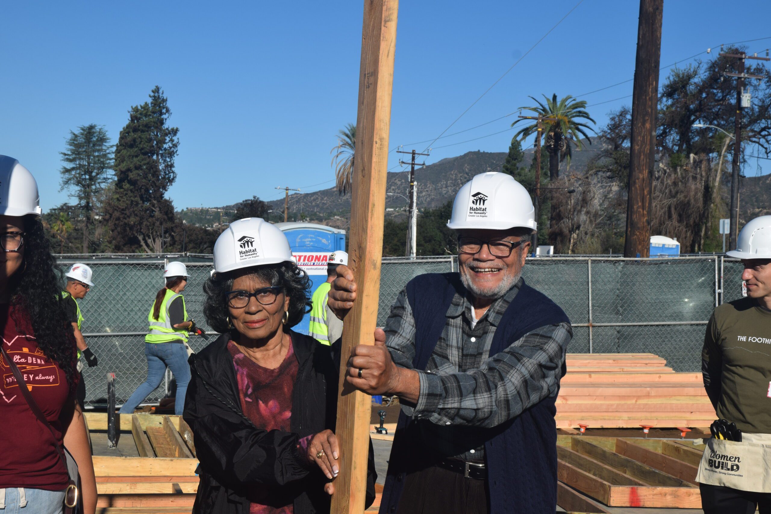Ken and Carol Wood lifting wall